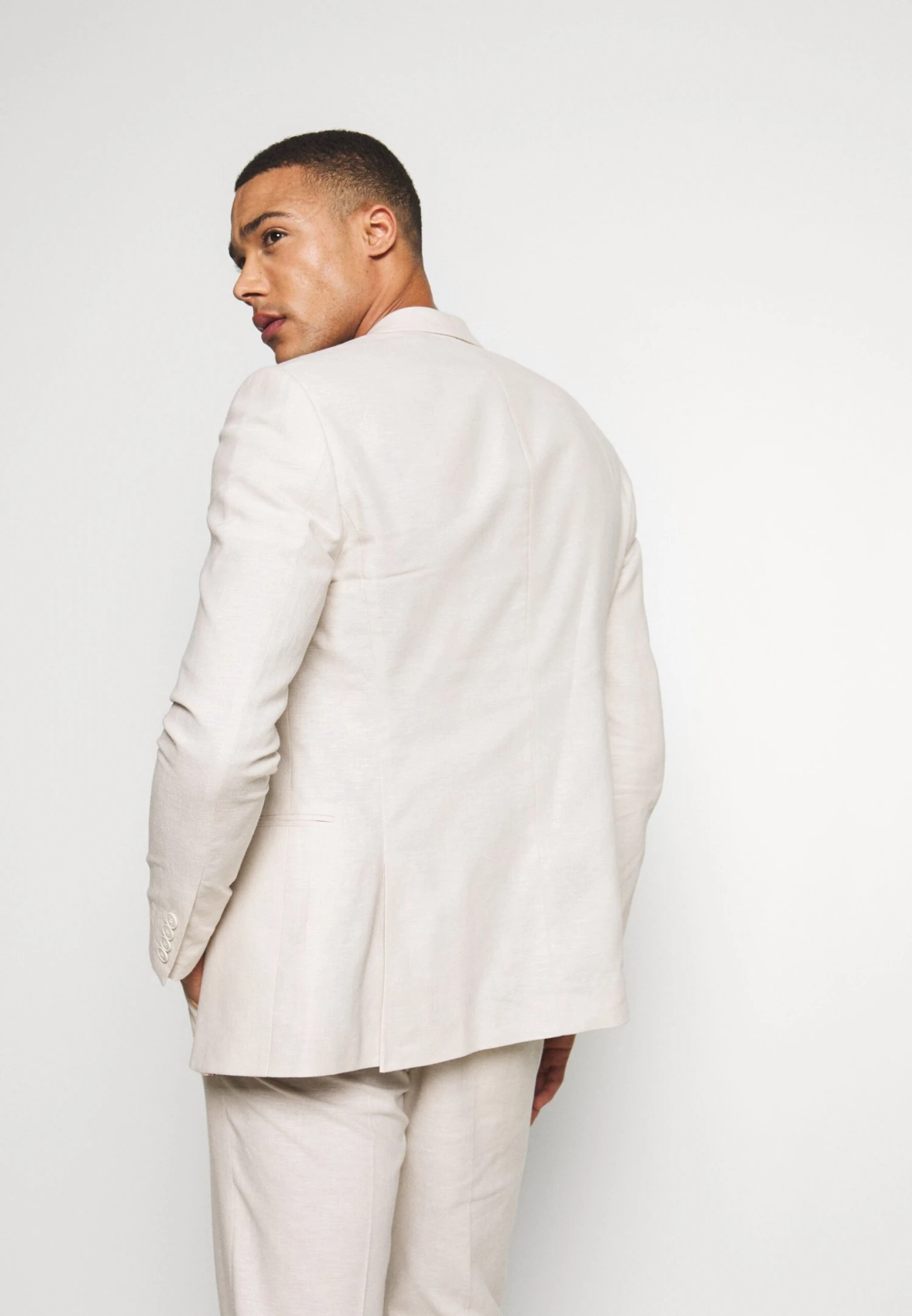 Plain Wedding - Suit - Neutral - Image 4