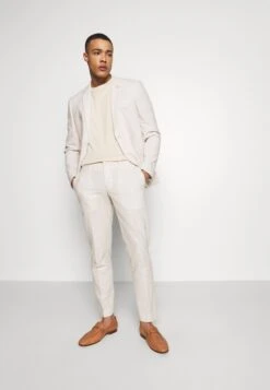 Plain Wedding - Suit - Neutral
